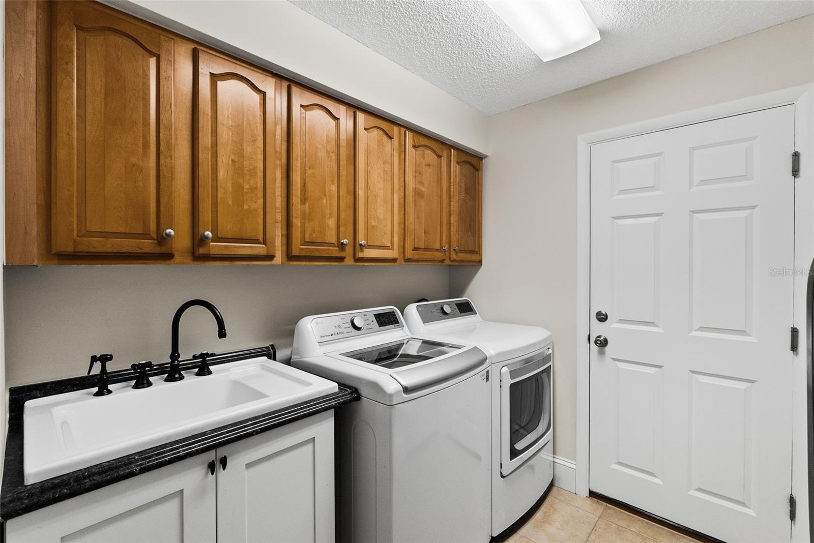 Image 35 of 62 For 3089 Ashland Terrace