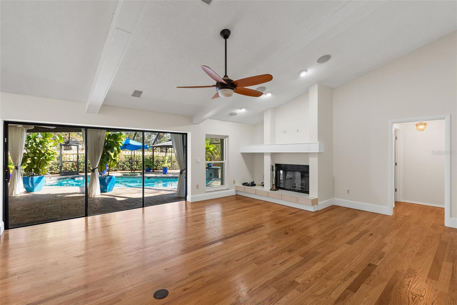 Image 39 of 62 For 3089 Ashland Terrace