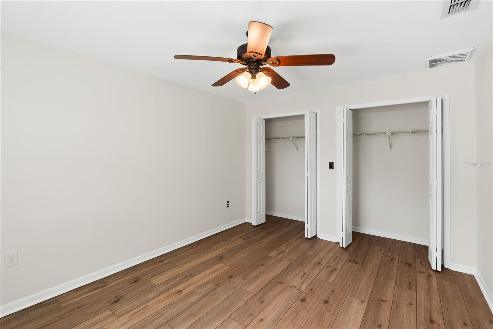 Image 43 of 62 For 3089 Ashland Terrace