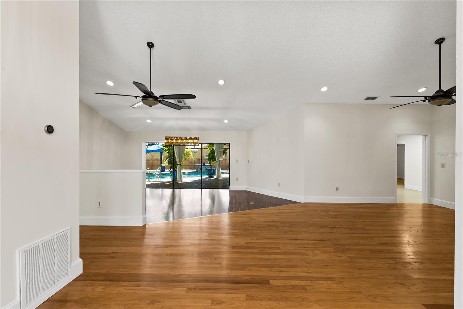 Image 5 of 62 For 3089 Ashland Terrace