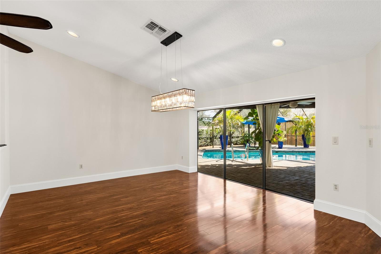 Image 9 of 62 For 3089 Ashland Terrace