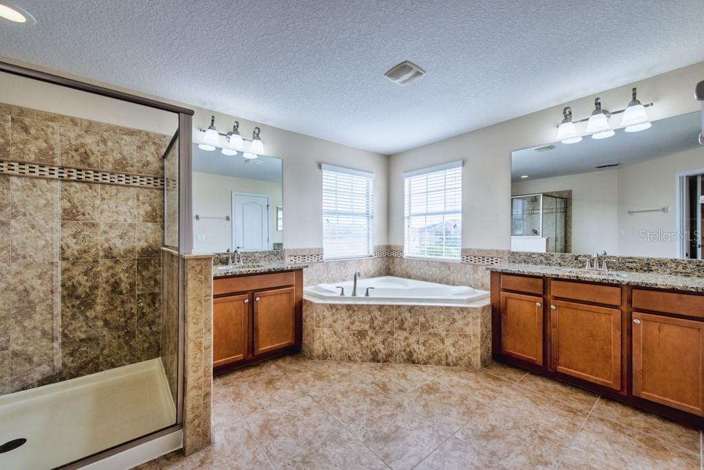 Image 23 of 53 For 2409 Allegheny Valley Street