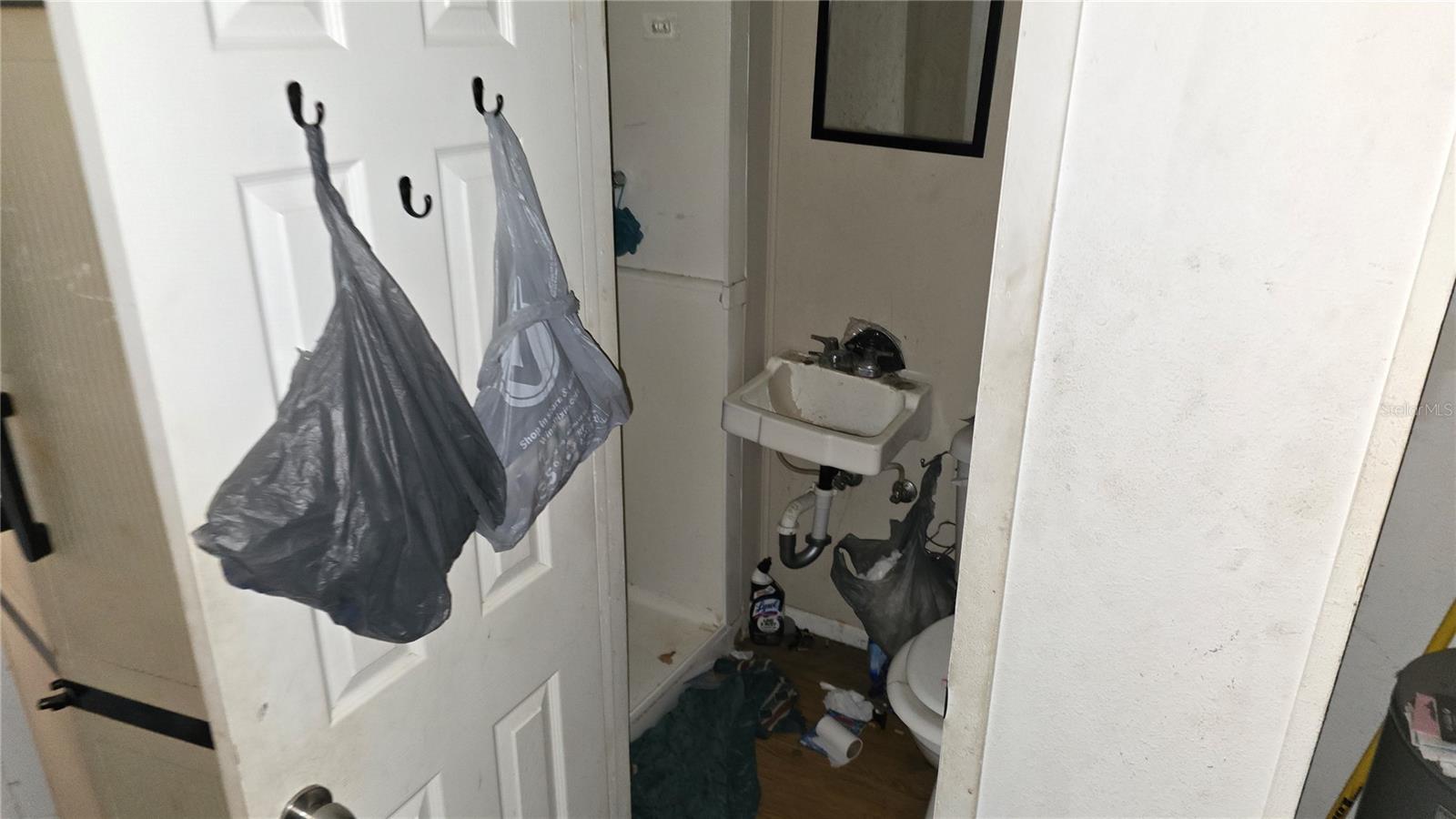 Image 19 of 25 For 15609 Becky Lane