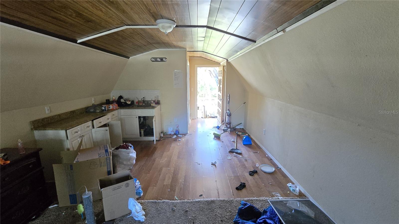 Image 22 of 25 For 15609 Becky Lane