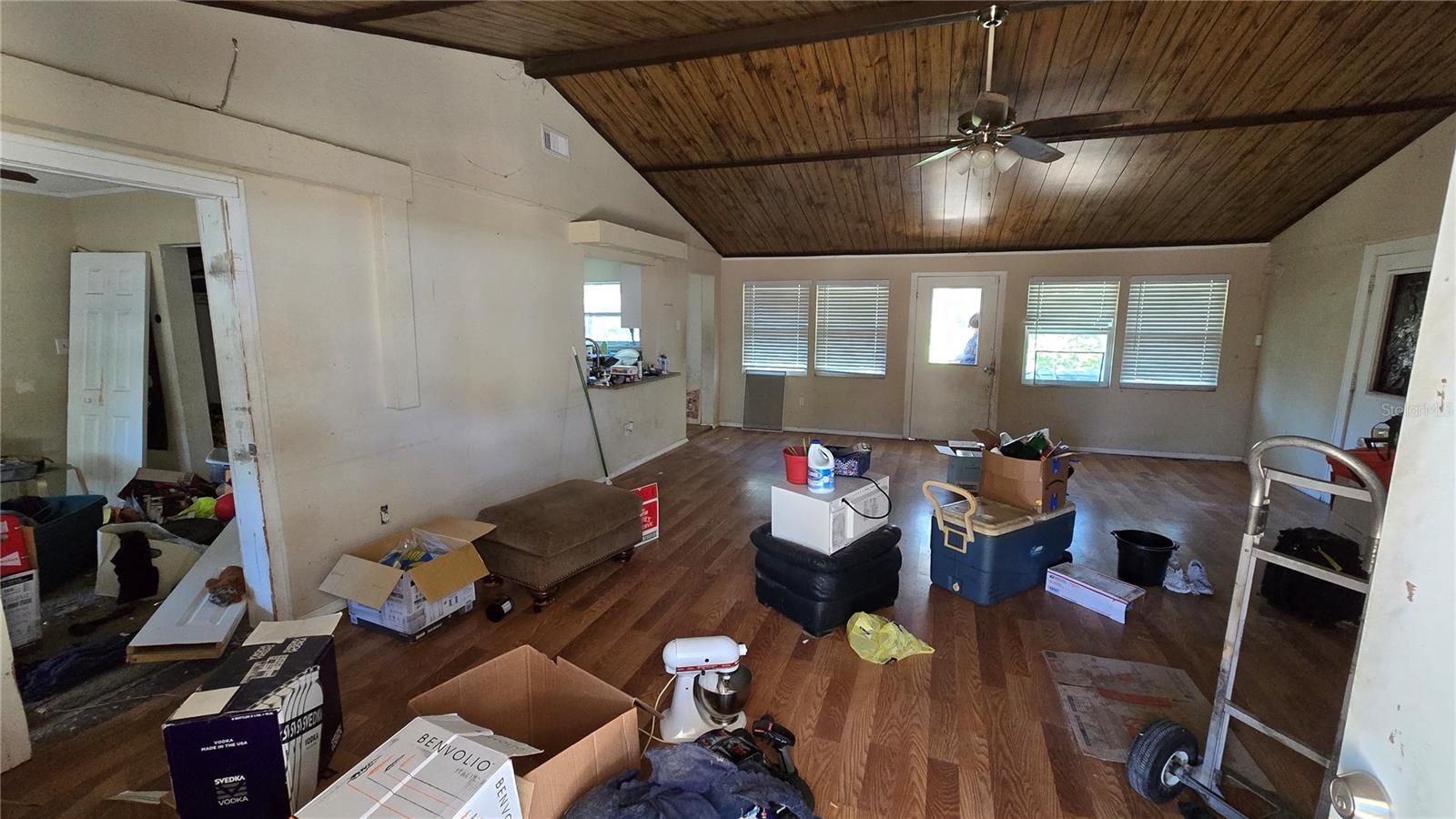 Image 5 of 25 For 15609 Becky Lane