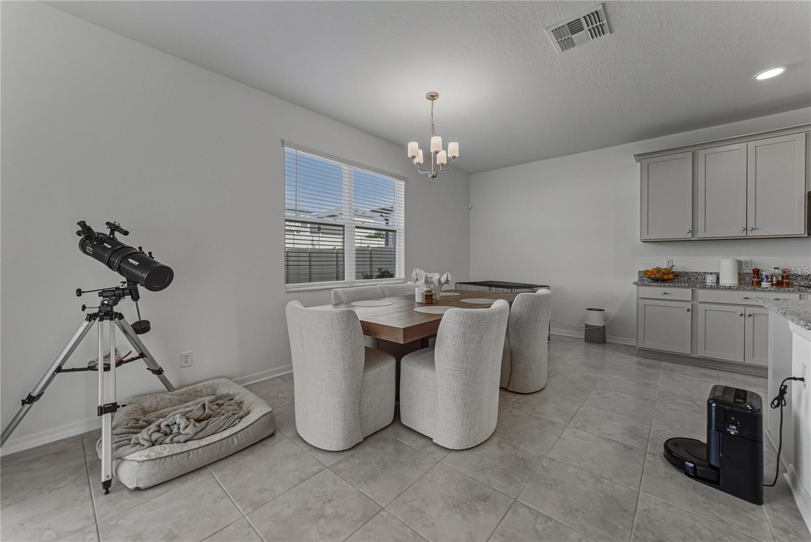 Image 12 of 49 For 9506 Crescent Ray Drive