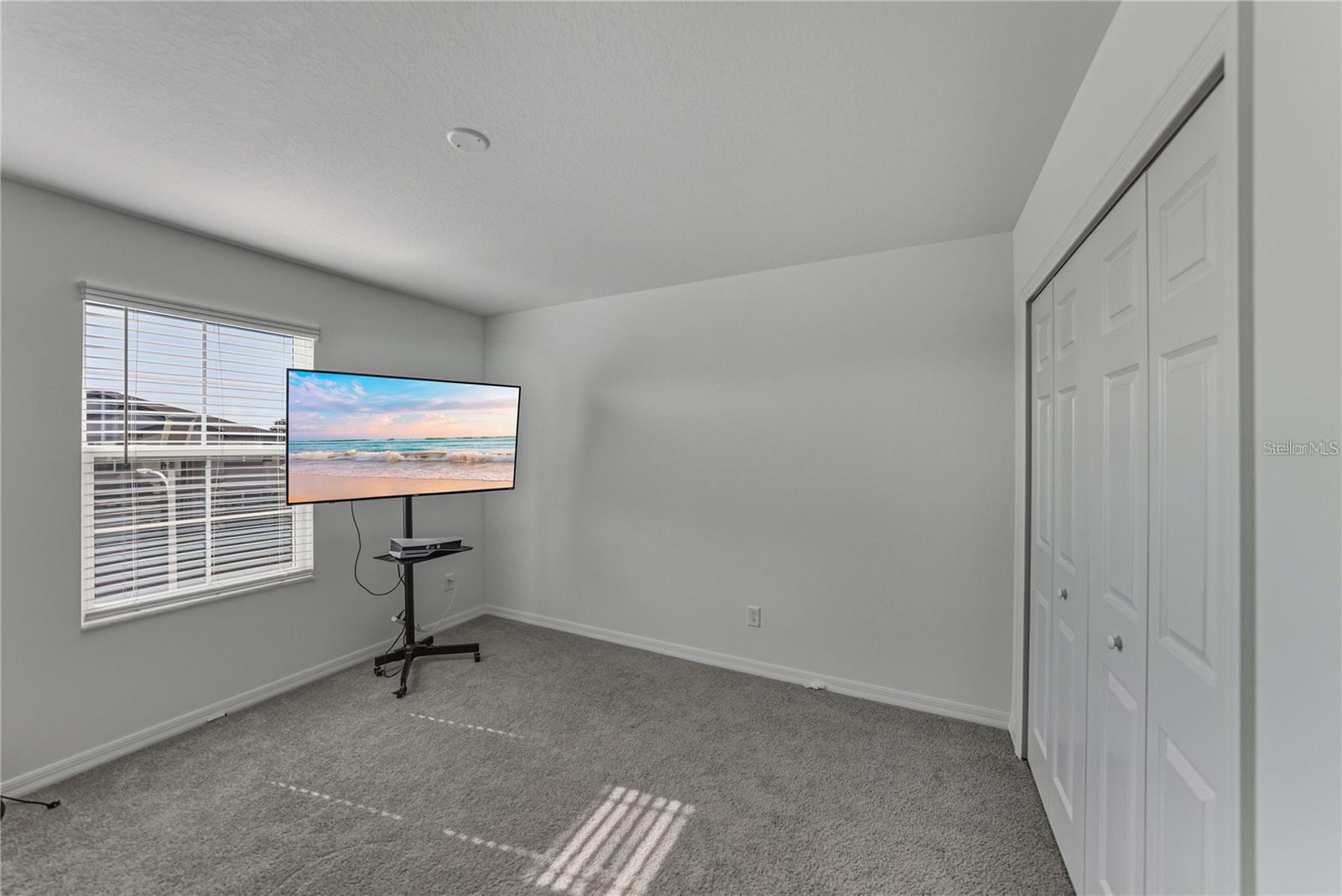 Image 24 of 49 For 9506 Crescent Ray Drive