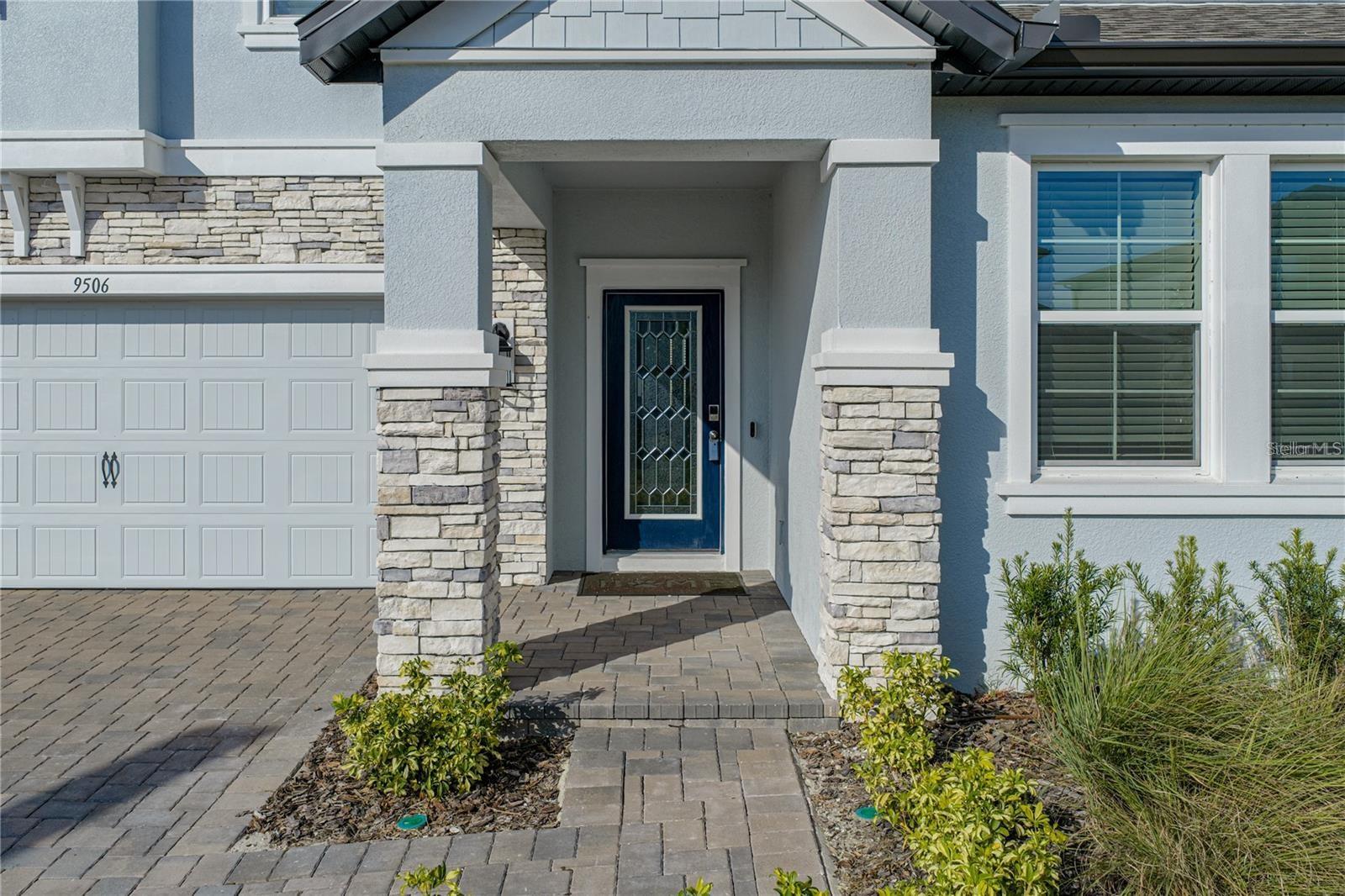 Image 6 of 49 For 9506 Crescent Ray Drive