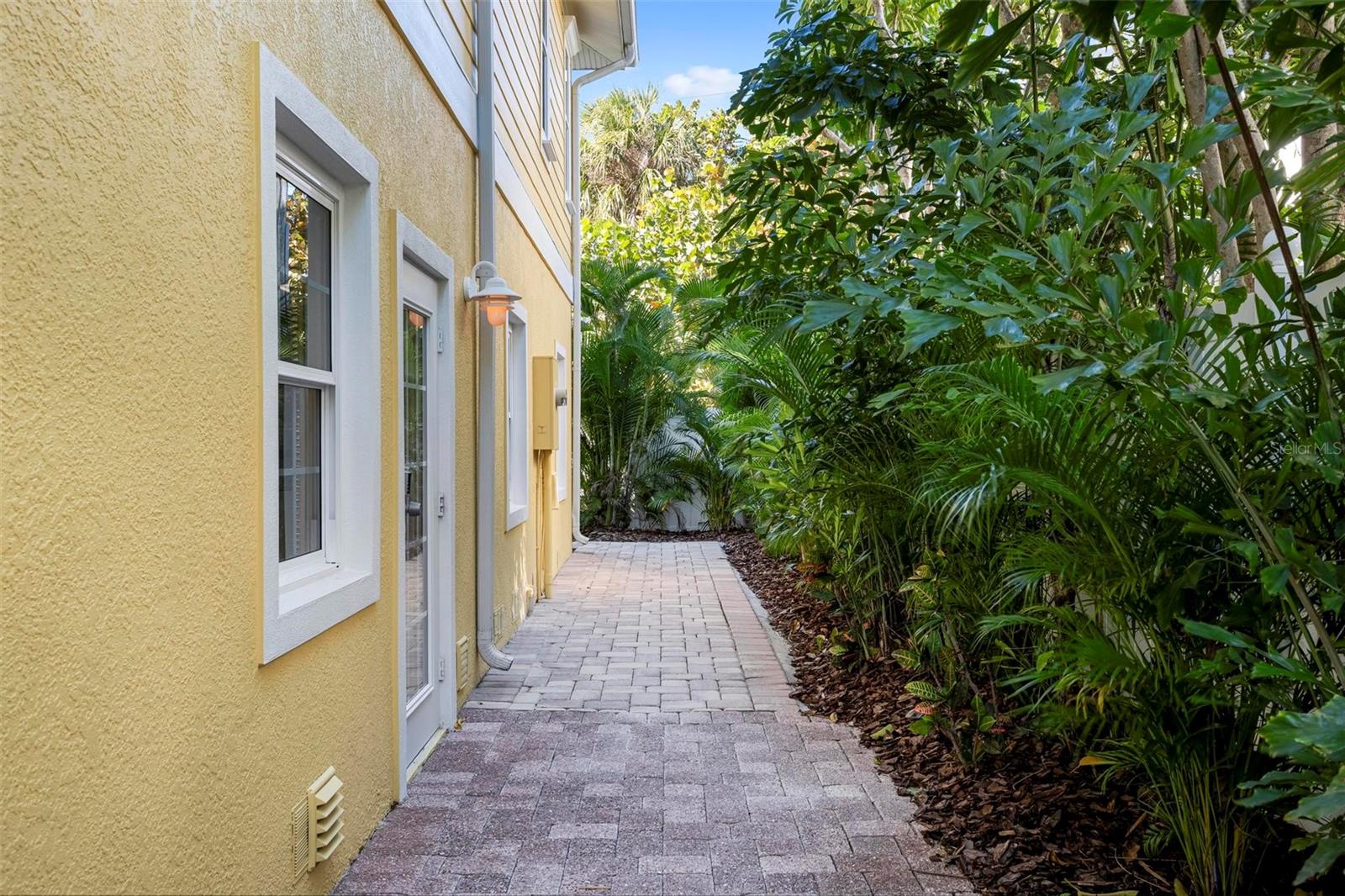 Image 74 of 100 For 106 79th Street