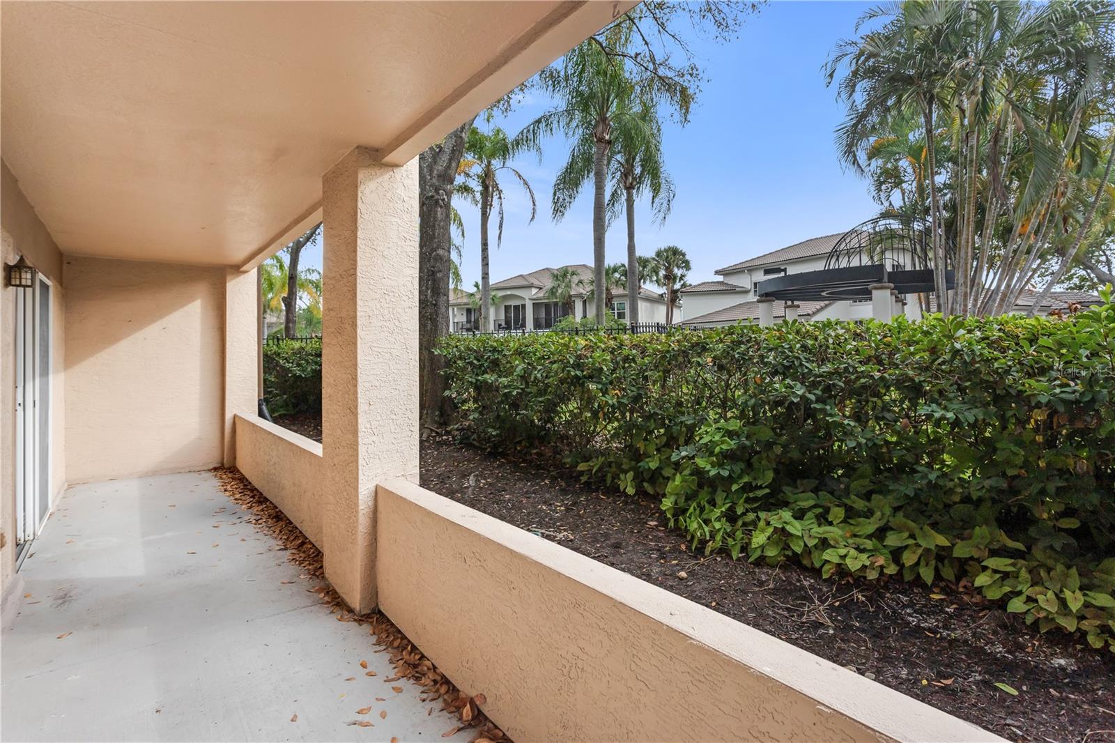 Image 28 of 37 For 601 Arbor Lake Lane 601