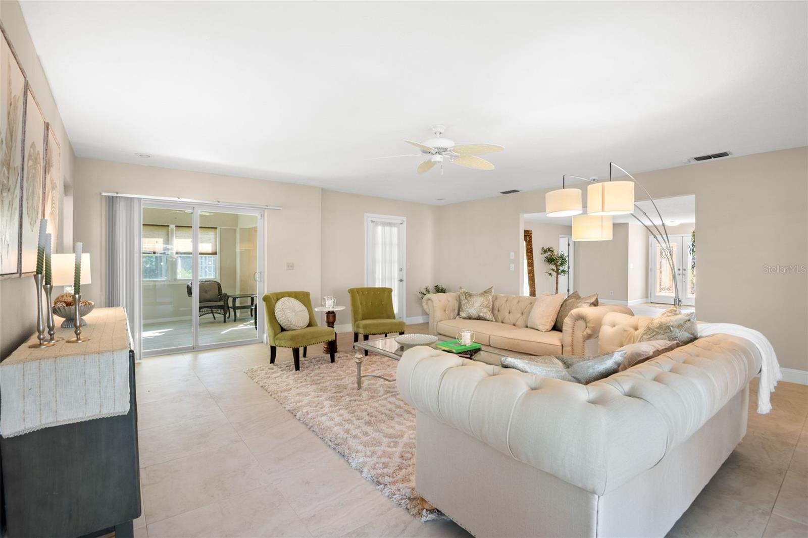 Image 15 of 76 For 1563 Wicklow Drive