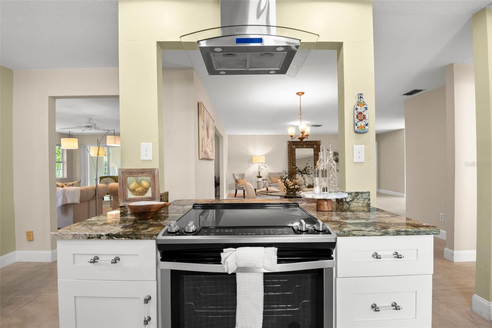 Image 26 of 76 For 1563 Wicklow Drive