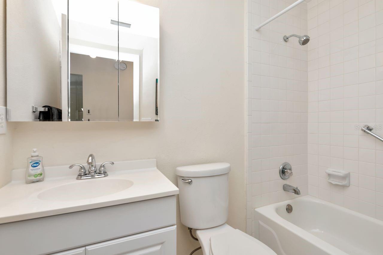 Listing photo id 24 for 3113 Lake Pine Way C