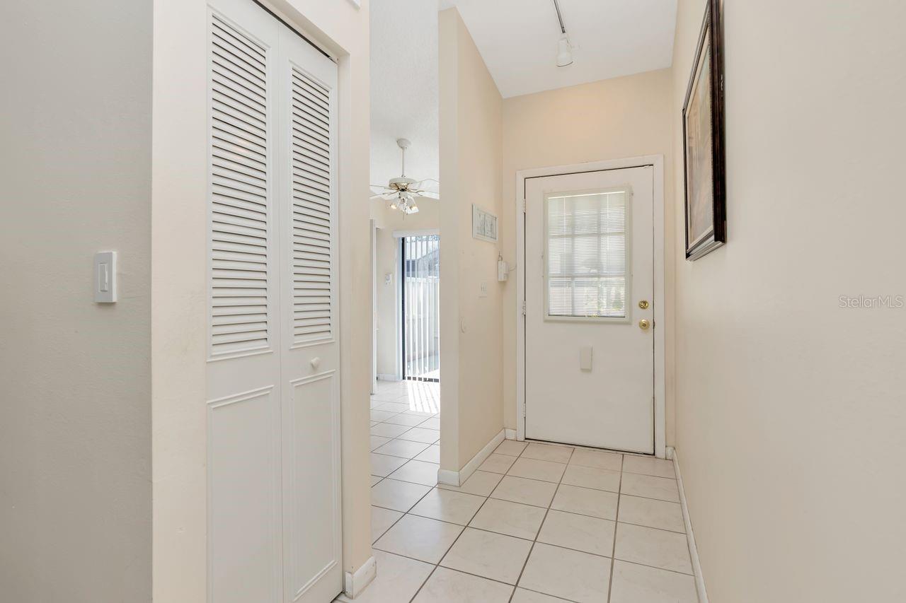 Listing photo id 3 for 3113 Lake Pine Way C