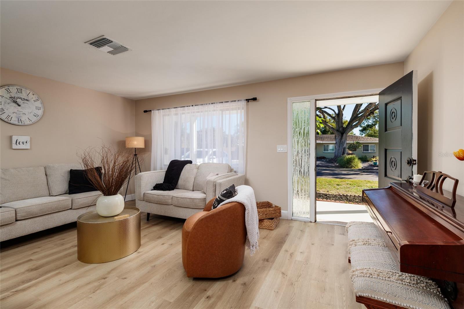 Image 13 of 39 For 7200 7th Street N