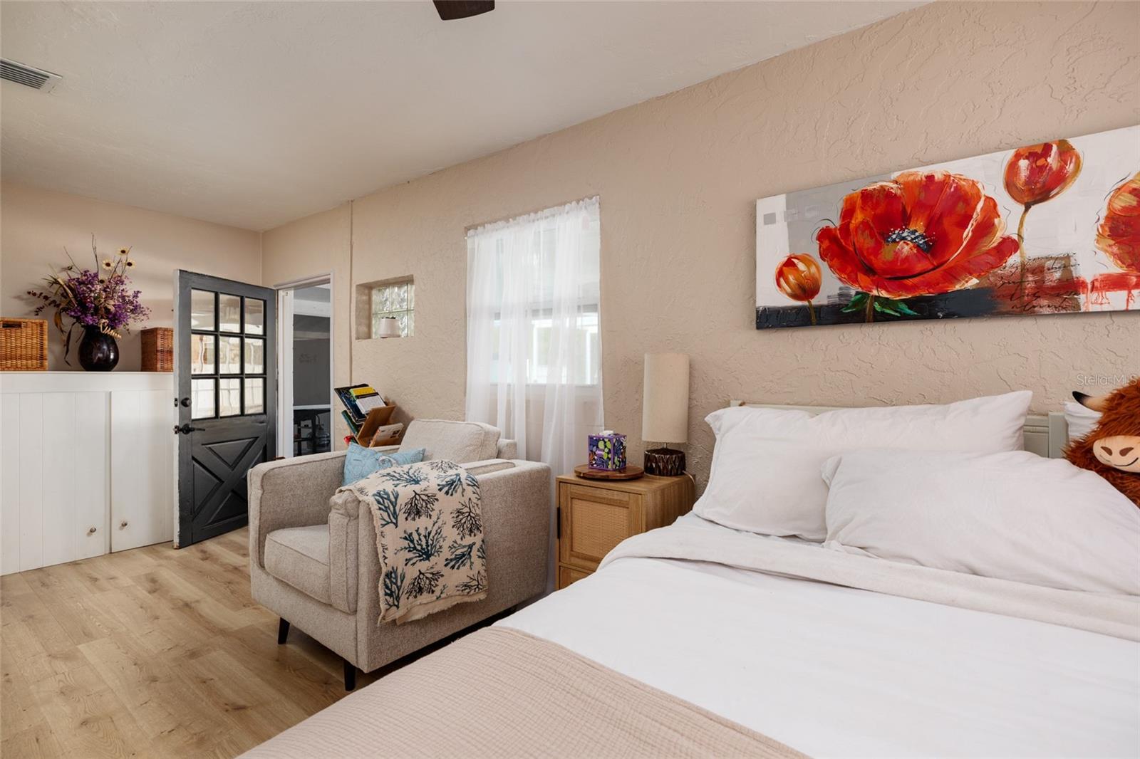 Image 16 of 39 For 7200 7th Street N