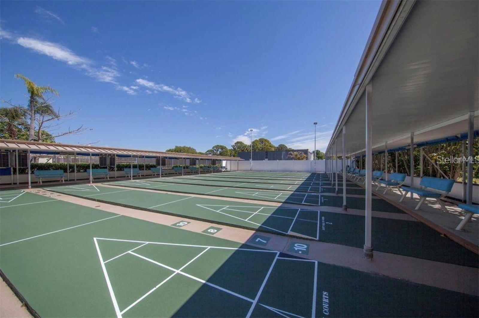 Image 28 of 34 For 5705 80th Street N 105