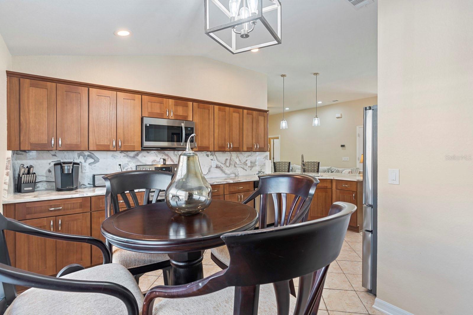 Image 11 of 63 For 6838 Shimmering Drive