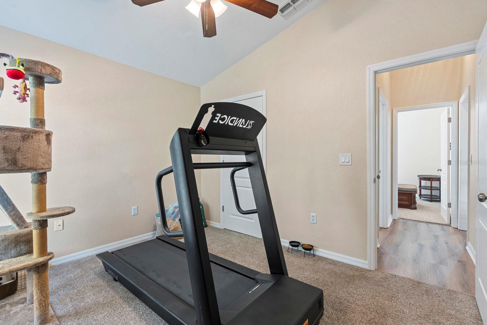 Image 19 of 63 For 6838 Shimmering Drive