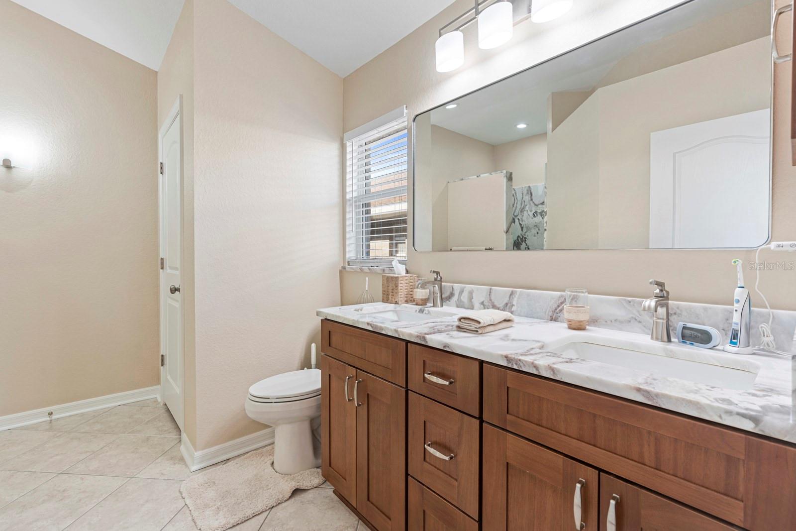 Image 23 of 63 For 6838 Shimmering Drive