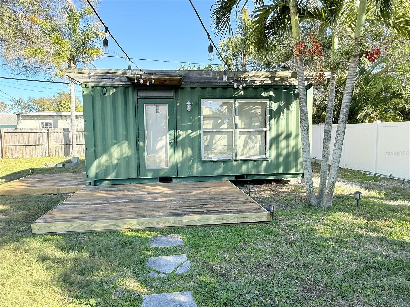 Image 30 of 40 For 105 Aurora Avenue