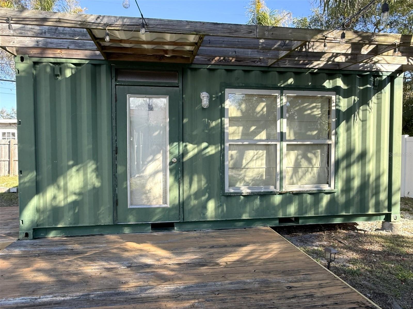 Image 31 of 40 For 105 Aurora Avenue