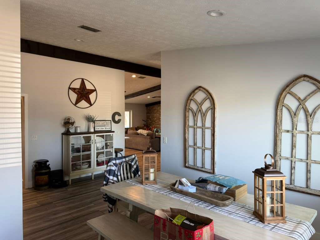 Image 16 of 35 For 1415 Wildridge Road