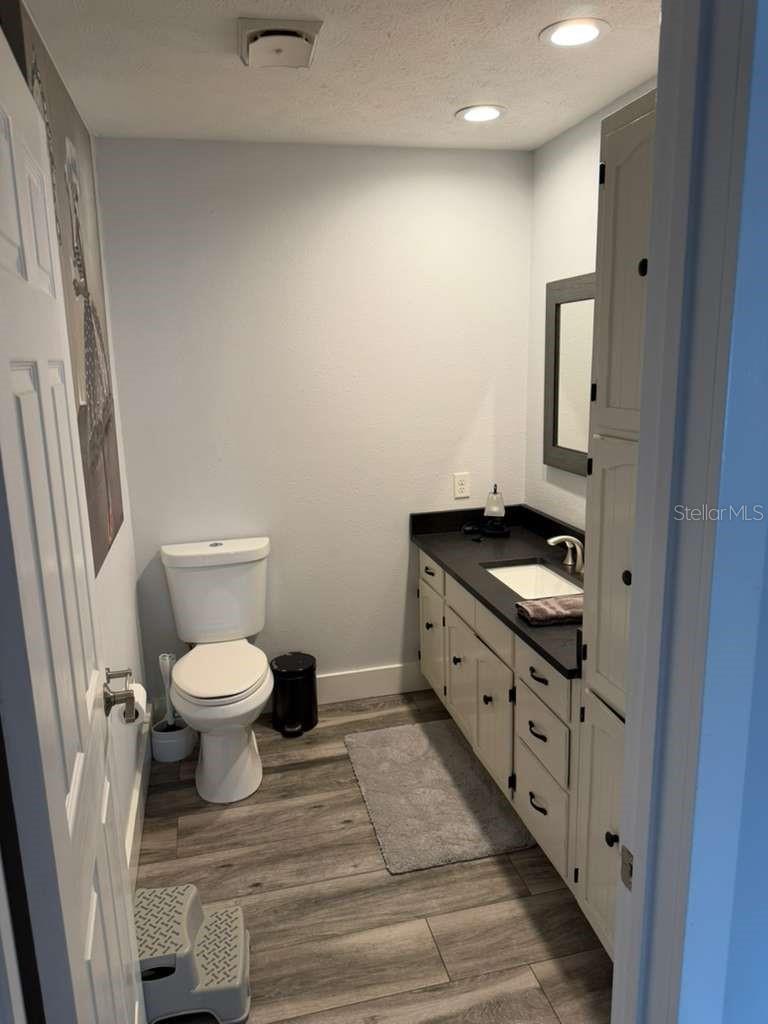 Image 28 of 35 For 1415 Wildridge Road