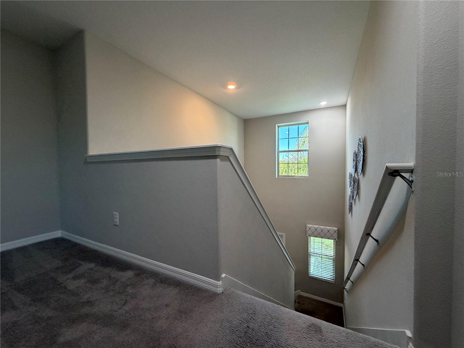 Image 13 of 25 For 2011 Sea Salt Court