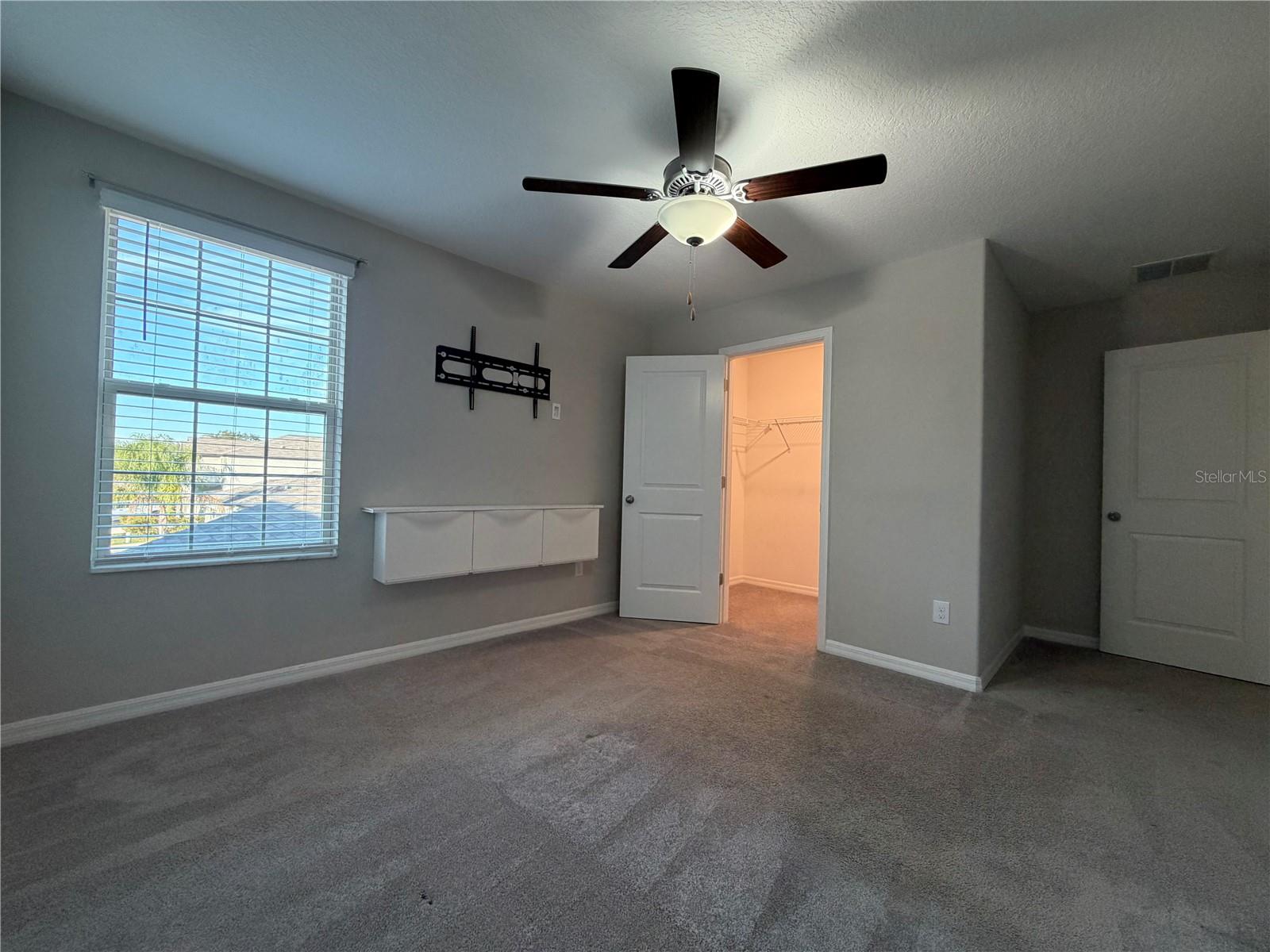 Image 16 of 25 For 2011 Sea Salt Court