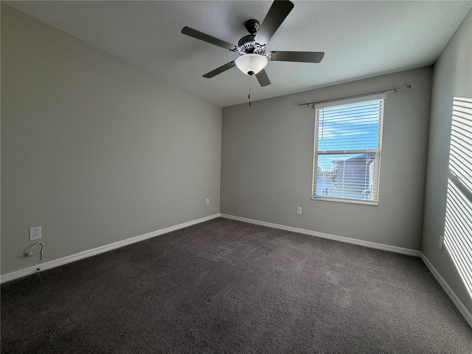 Image 18 of 25 For 2011 Sea Salt Court