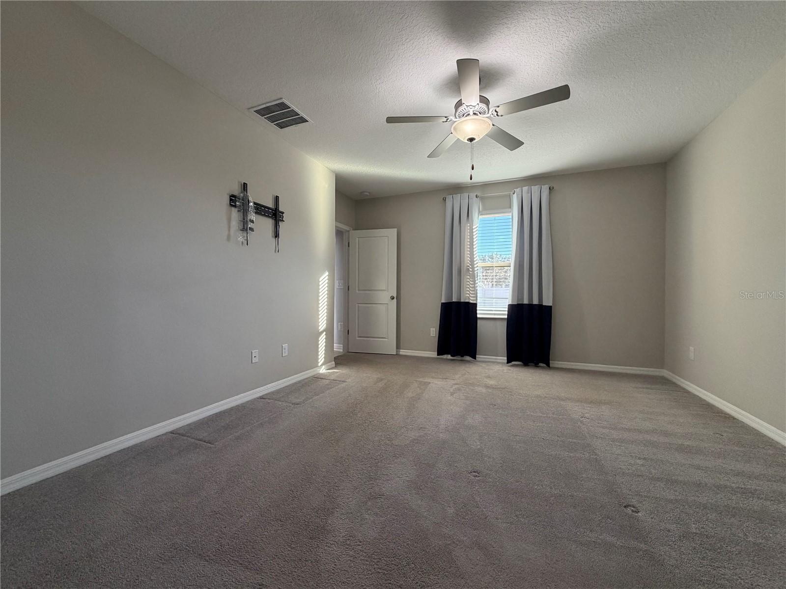 Image 8 of 25 For 2011 Sea Salt Court