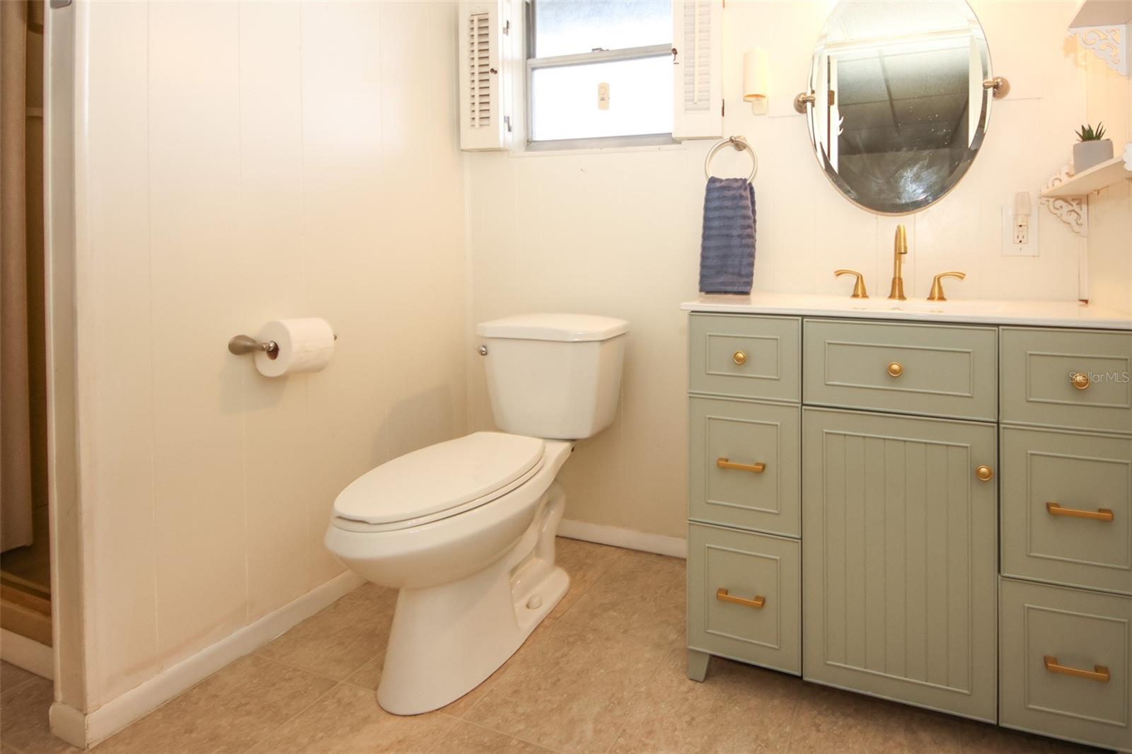 Image 19 of 33 For 2125 Kepner Drive