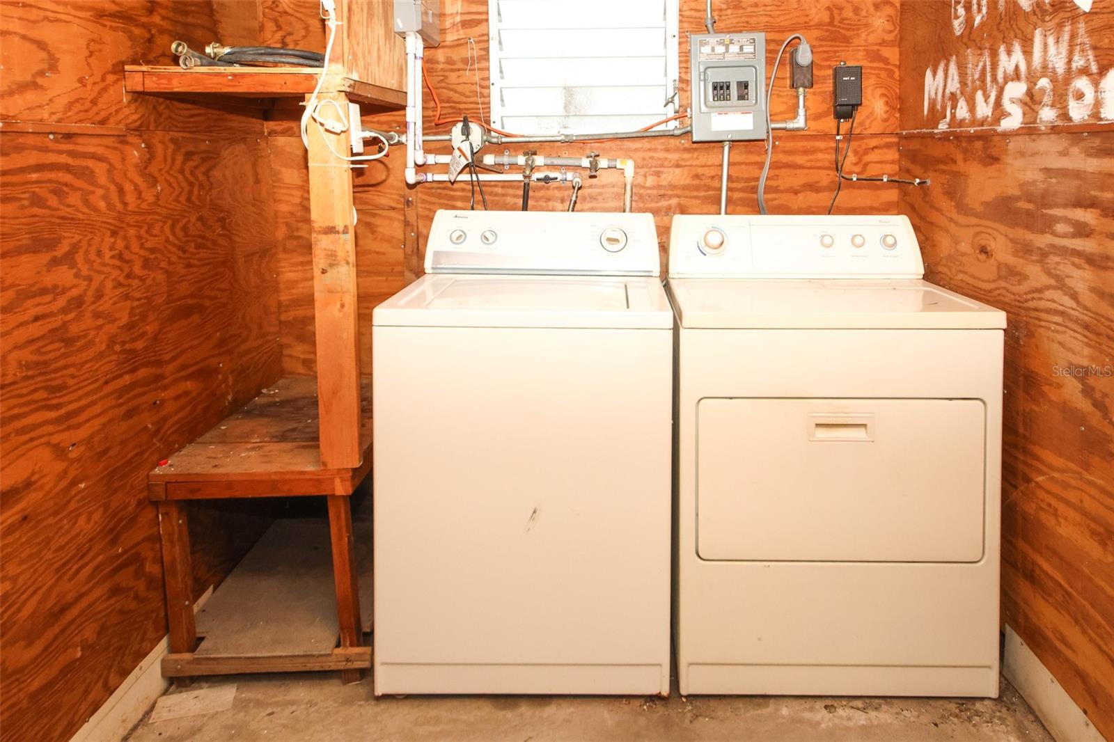 Image 23 of 33 For 2125 Kepner Drive