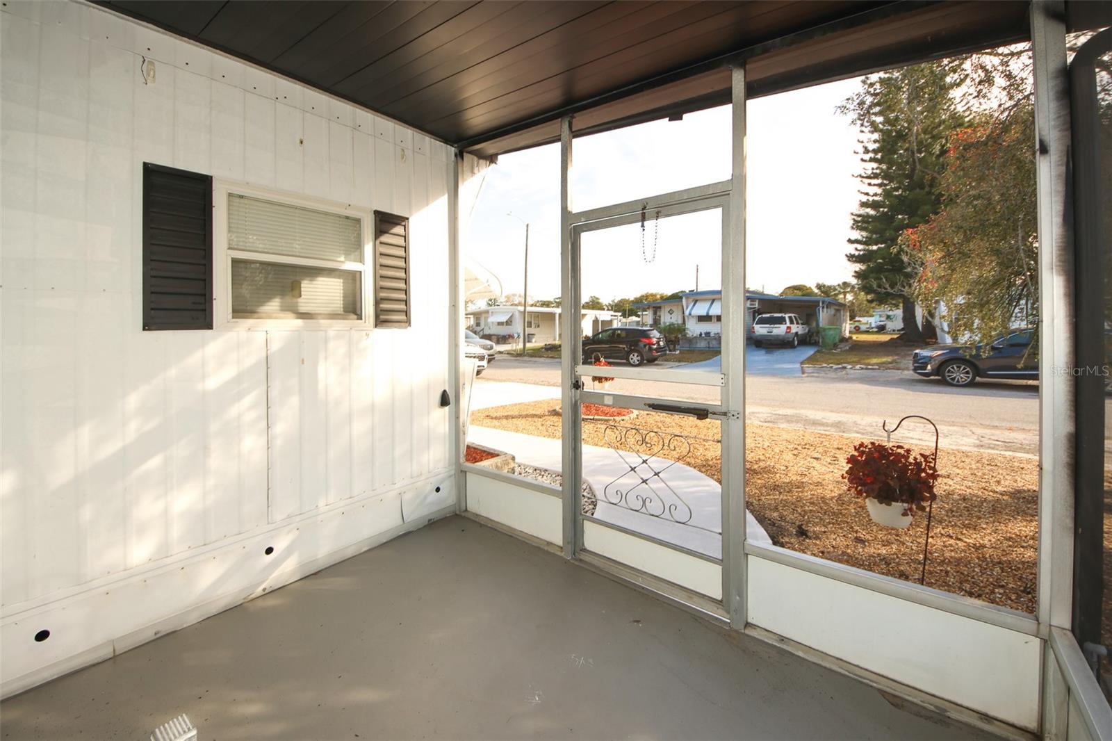 Image 32 of 33 For 2125 Kepner Drive