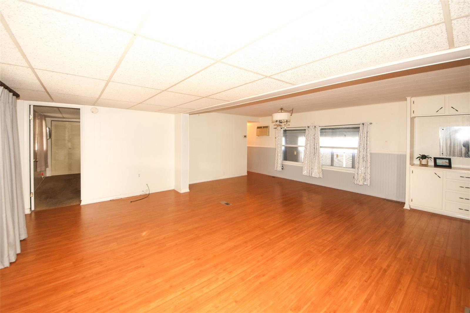 Image 5 of 33 For 2125 Kepner Drive