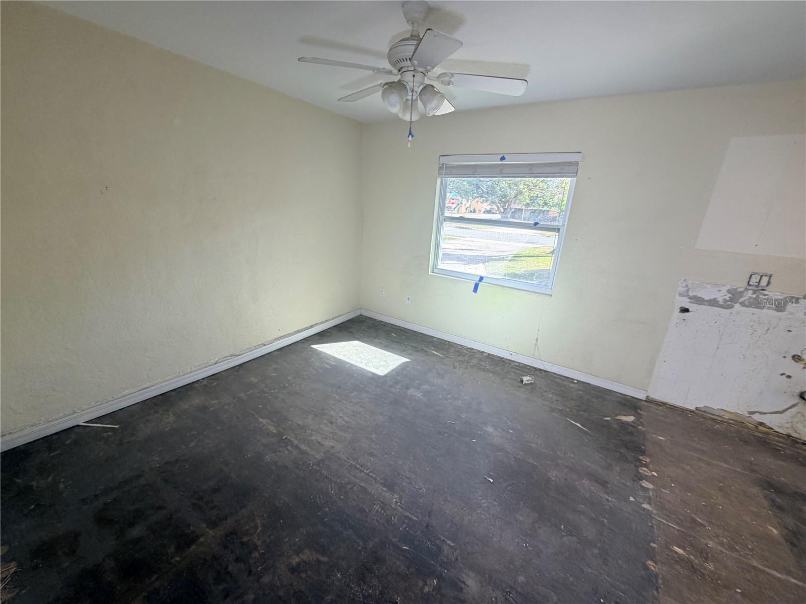 Image 20 of 39 For 3900 Lejune Avenue