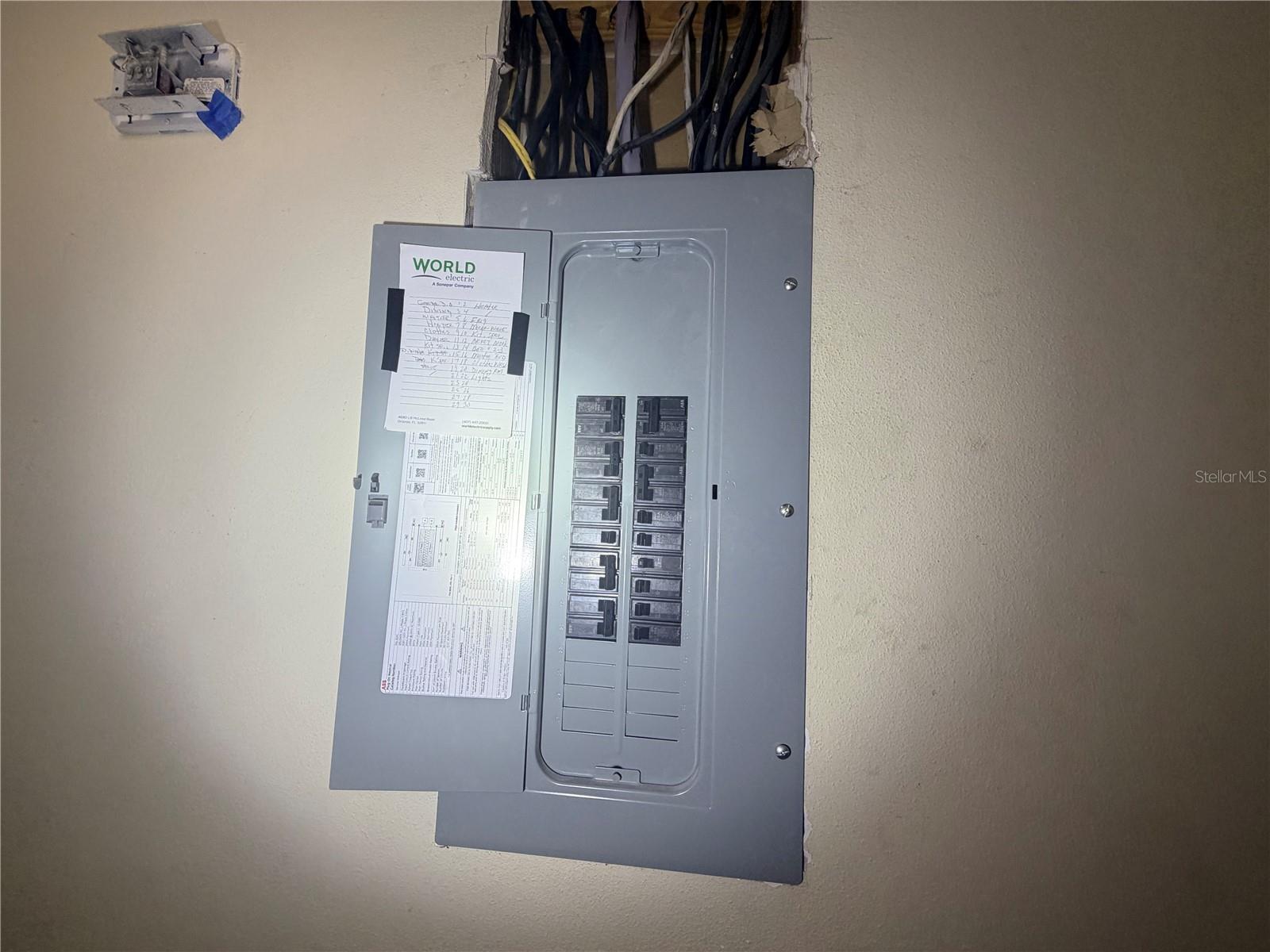 Image 8 of 39 For 3900 Lejune Avenue