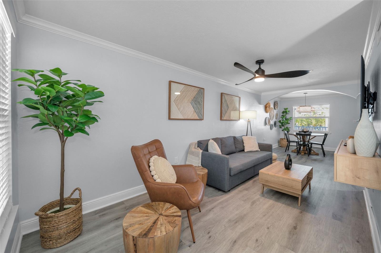 Image 23 of 56 For 19417 Gulf Boulevard F207