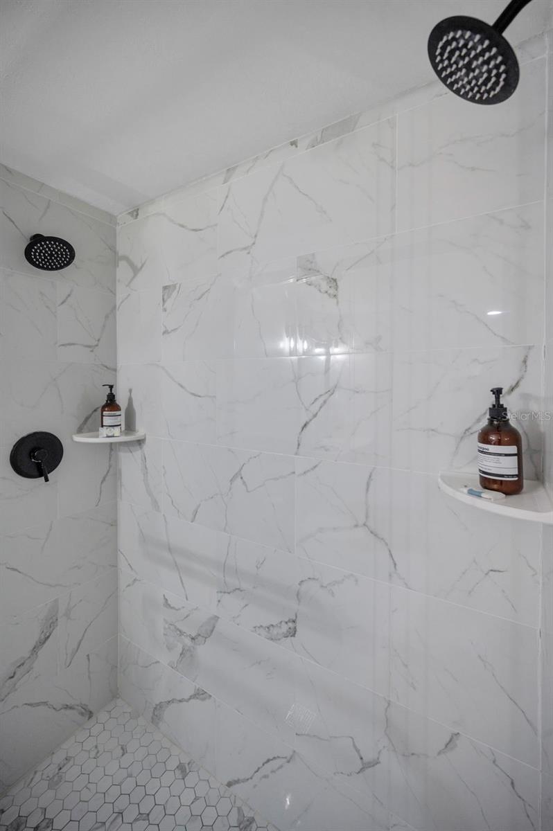 Image 27 of 56 For 19417 Gulf Boulevard F207