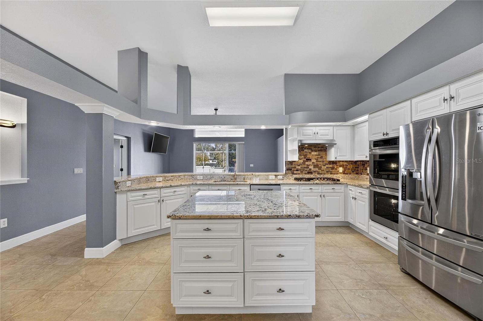 Image 11 of 74 For 10114 Kingshyre Way