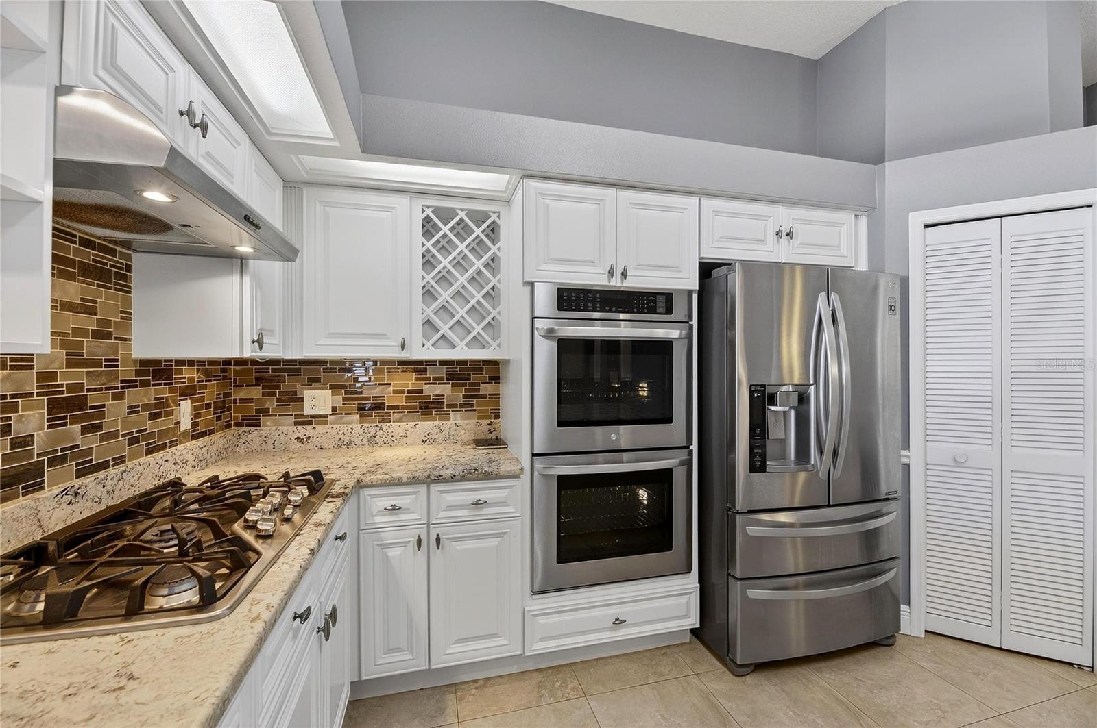 Image 13 of 74 For 10114 Kingshyre Way