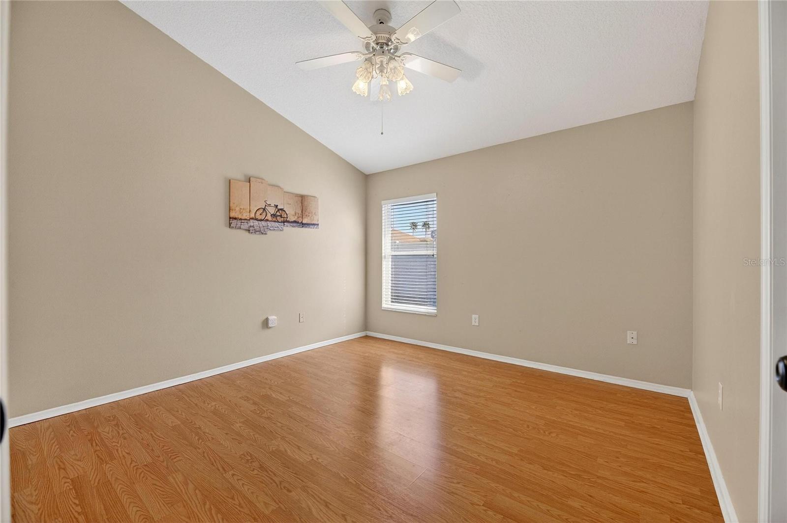 Image 38 of 74 For 10114 Kingshyre Way