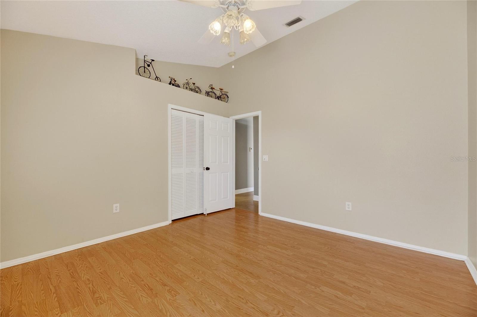 Image 40 of 74 For 10114 Kingshyre Way