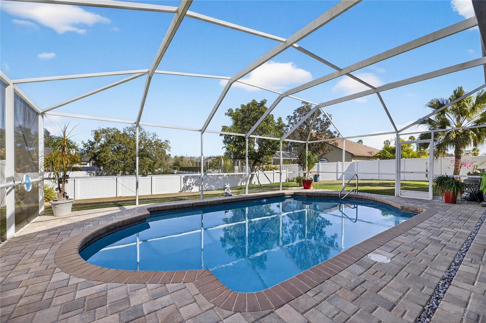 Image 50 of 74 For 10114 Kingshyre Way