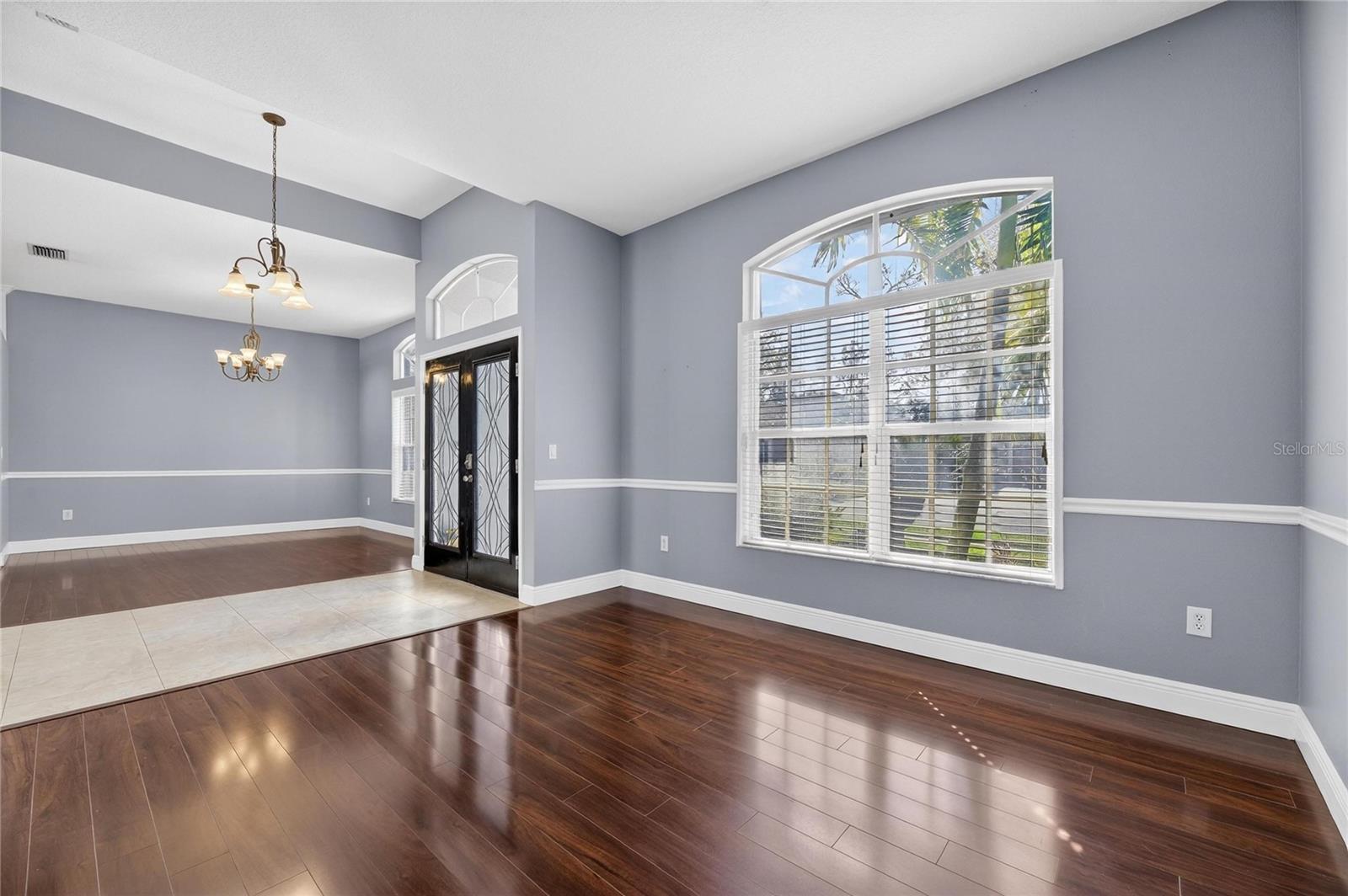 Image 7 of 74 For 10114 Kingshyre Way