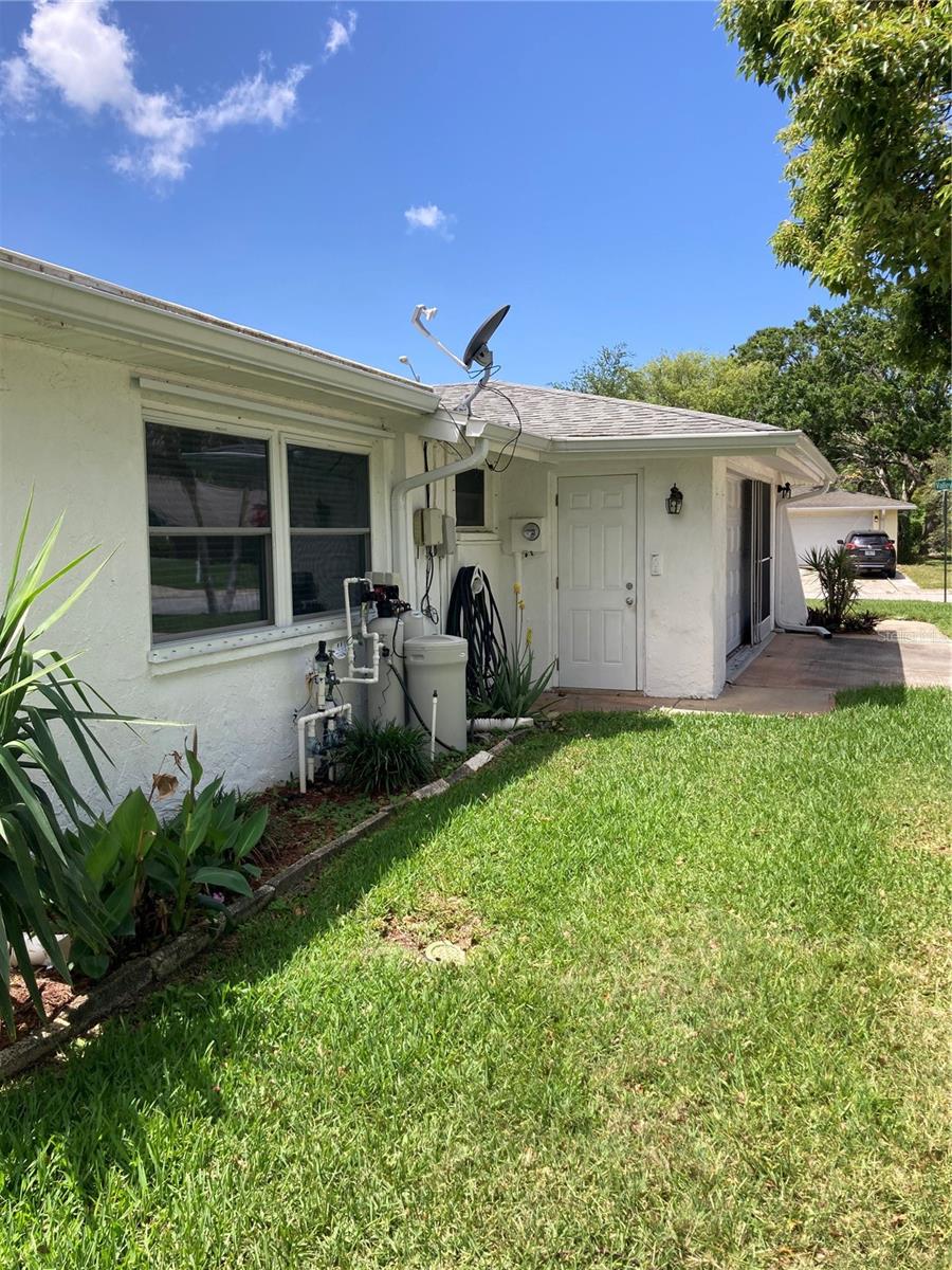 Image 10 of 34 For 7628 Valley Court