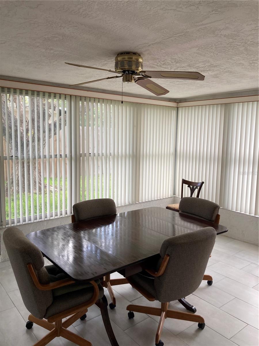 Image 18 of 34 For 7628 Valley Court