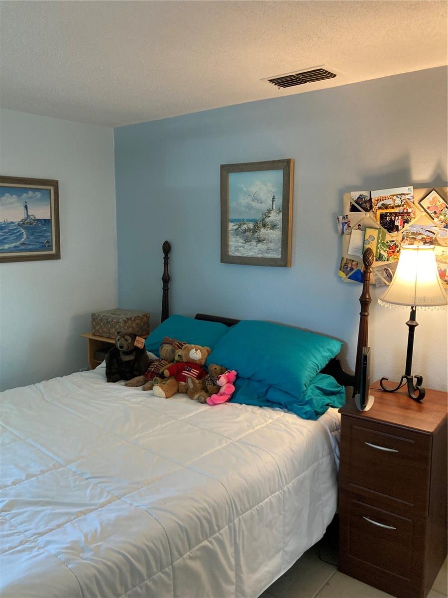 Image 30 of 34 For 7628 Valley Court