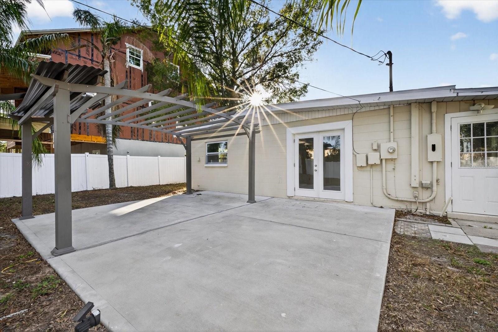 Image 24 of 30 For 9015 Bay Street Ne